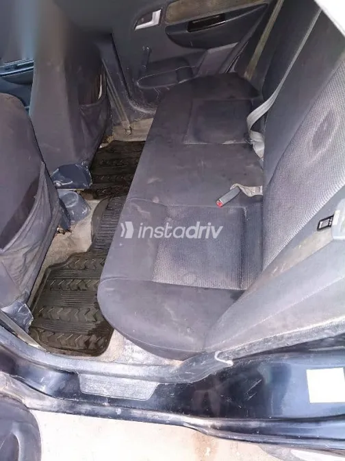 بروتون ساجا 2010 أسود مستعملة للبيع - 4