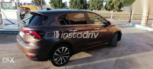 فيات تيبو 2021 بني مستعملة للبيع - 3