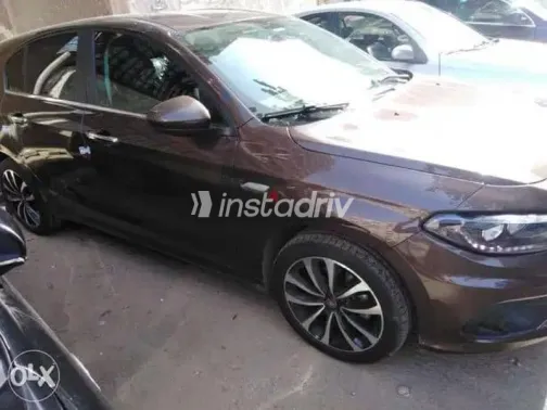 فيات تيبو 2021 بني مستعملة للبيع - 4