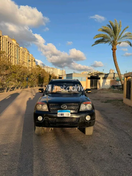 Jeep Commander 2009 White Used for Sale - 6