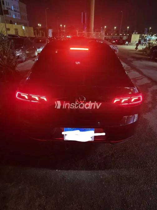 فولكس فاغن باسات 2021 أبيض مستعملة للبيع - 3