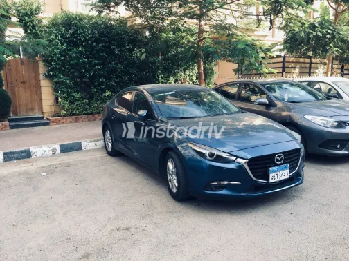 Mazda 3 2017 White Used for Sale - 1