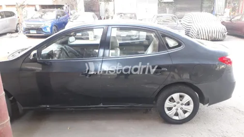 هيونداي إلنترا 2007 أبيض مستعملة للبيع - 6