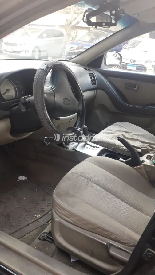 هيونداي إلنترا 2007 أبيض مستعملة للبيع - 7