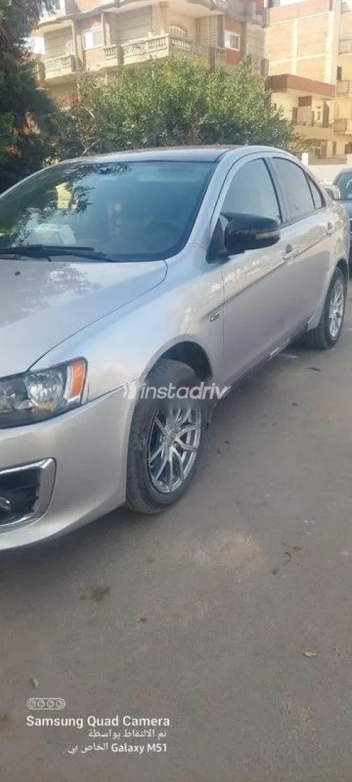 ميتسوبيشي لانسر اى اكس شارك 2016 فضي مستعملة للبيع - 4