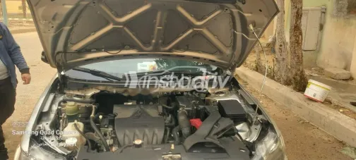 ميتسوبيشي لانسر اى اكس شارك 2016 فضي مستعملة للبيع - 6