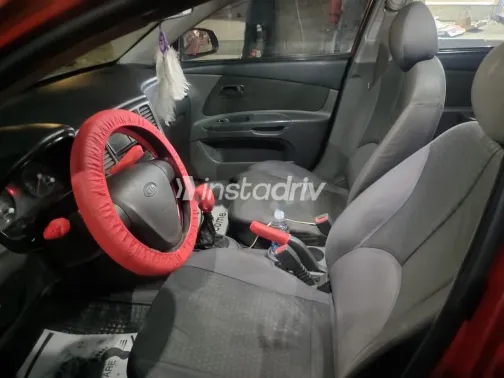 Kia Rio 2008 Red Used for Sale - 9