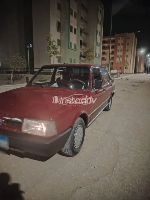 فيات شاهين 2001 أحمر مستعملة للبيع - 4