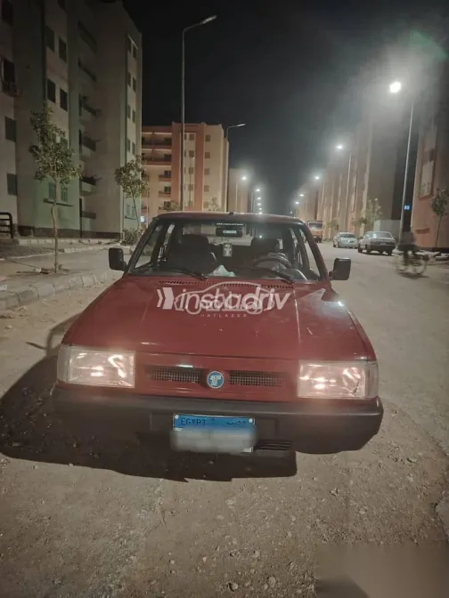 فيات شاهين 2001 أحمر مستعملة للبيع - 6