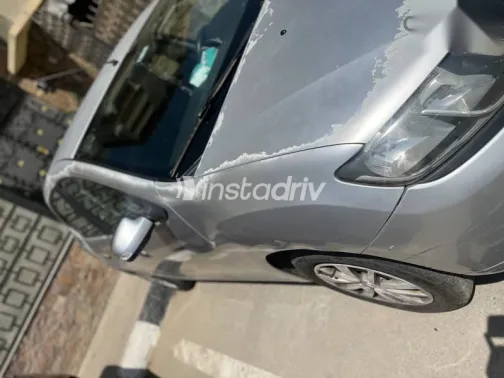 Renault Logan 2015 Silver Used for Sale - 2