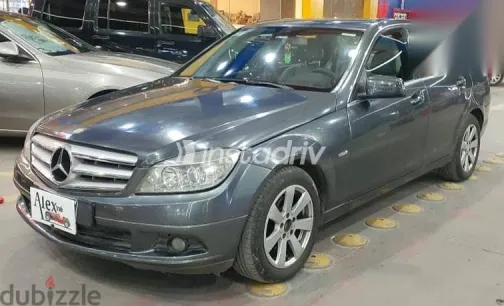مرسيدس C 180 2010 رمادي مستعملة للبيع - 1