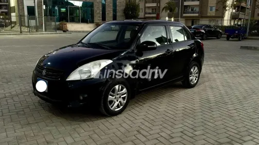 سوزوكى سويفت ديزاير 2015 أسود مستعملة للبيع - 2