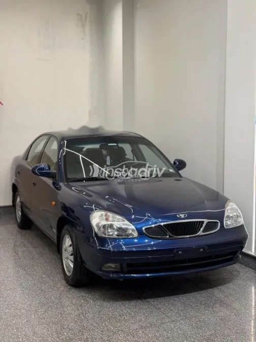 دايو نوبيرا 2004 أزرق غامق مستعملة للبيع - 1