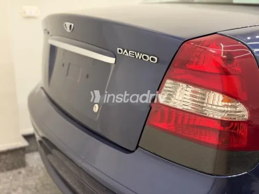 دايو نوبيرا 2004 أزرق غامق مستعملة للبيع - 3