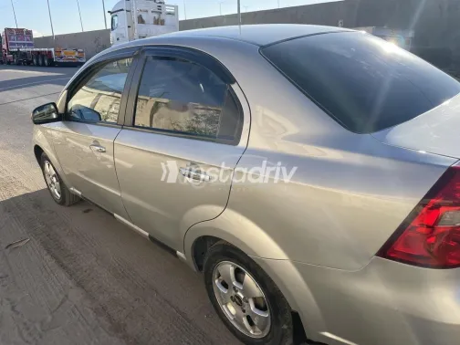 Chevrolet Aveo 2019 White Used for Sale - 4