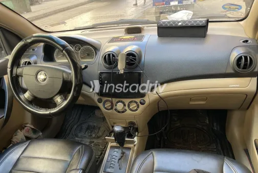 Chevrolet Aveo 2019 White Used for Sale - 5