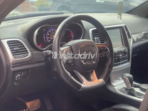 جيب جراند شيروكي 2016 أسود مستعملة للبيع - 7