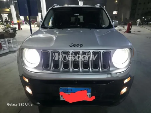 Jeep Renegade 2017 White Used for Sale - 1
