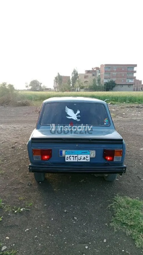 فيات نوفا 1996 أزرق غامق مستعملة للبيع - 3