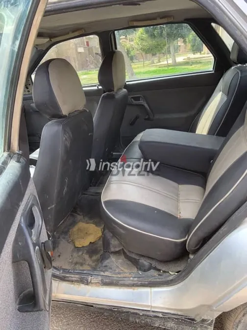 لادا 2110 2003 فضي مستعملة للبيع - 4