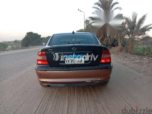 اوبل فيكترا 1998 أسود مستعملة للبيع - 4