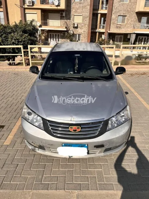 Geely Emgrand 7 2015 Silver Used for Sale - 2