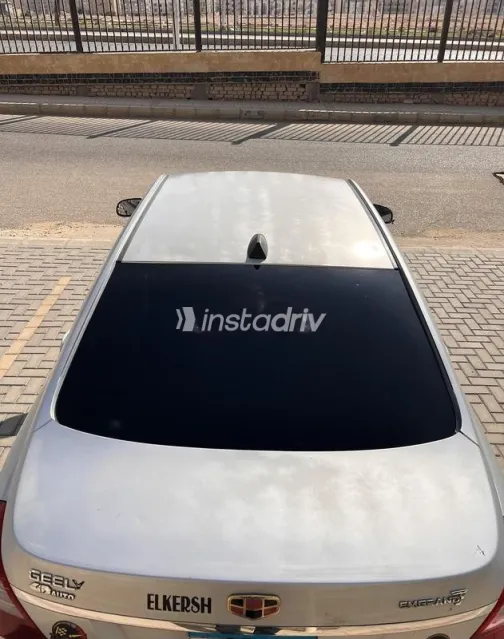 Geely Emgrand 7 2015 Silver Used for Sale - 5