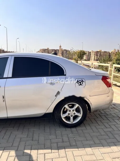 Geely Emgrand 7 2015 Silver Used for Sale - 8