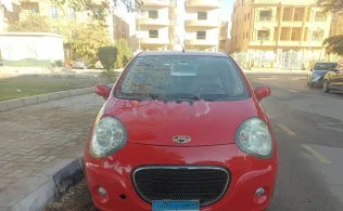 جيلي باندينو 2015 أحمر مستعملة للبيع