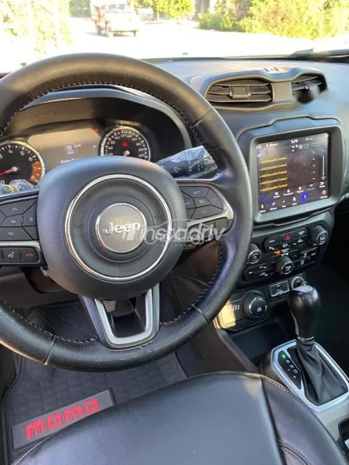 Jeep Renegade 2020 White Used for Sale - 2