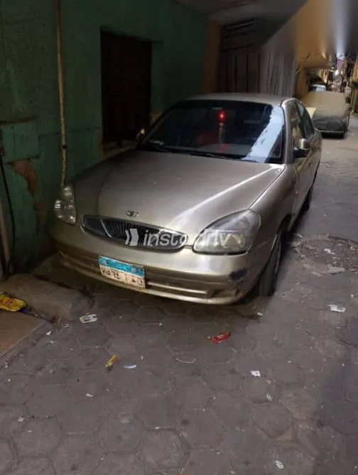 دايو نوبيرا 1999 ذهبي مستعملة للبيع - 1