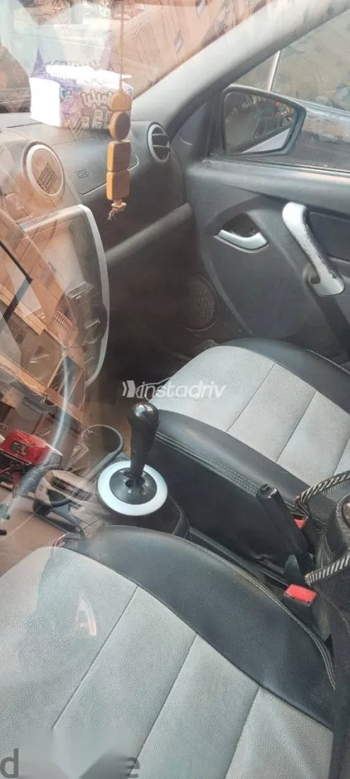 Lada Granta 2015 Silver Used for Sale - 3