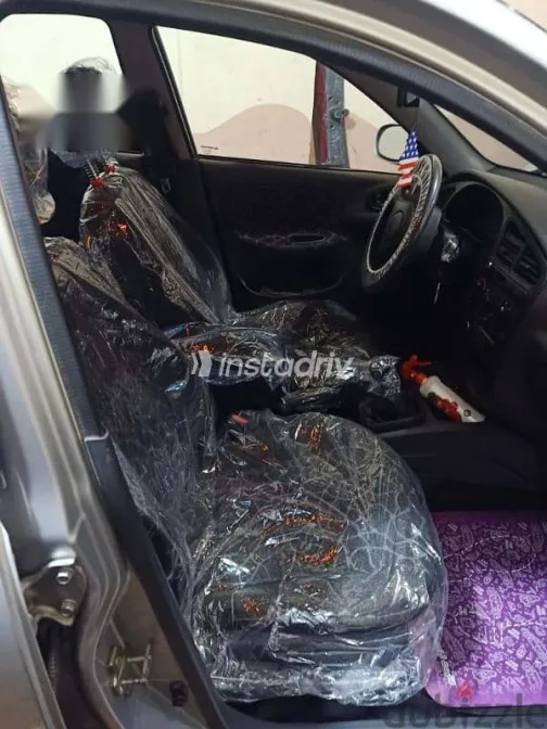 دايو لانوس 2008 فضي مستعملة للبيع - 5