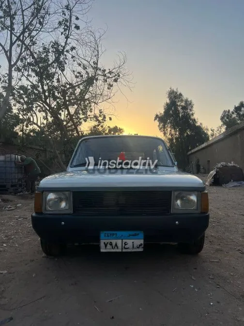 فيات 127 1982 أبيض مستعملة للبيع - 4