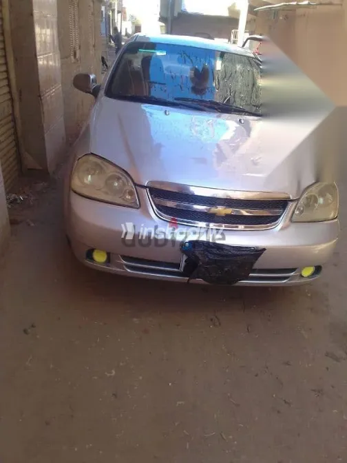 شيفروليه أوبترا 2008 فضي مستعملة للبيع - 2