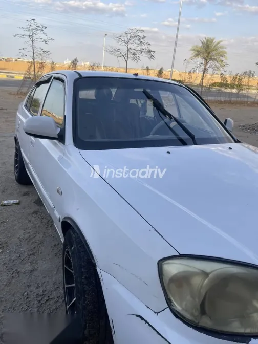 Hyundai Verna 2015 White Used for Sale - 8