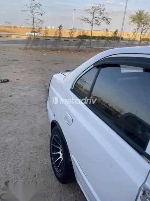 Hyundai Verna 2015 White Used for Sale - 9