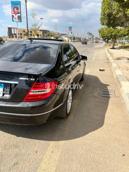 مرسيدس C 180 2010 أبيض مستعملة للبيع - 1