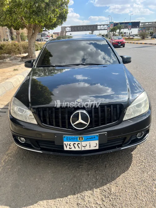 مرسيدس C 180 2010 أبيض مستعملة للبيع - 3