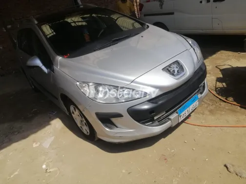 بيجو 308 2011 أبيض مستعملة للبيع - 4