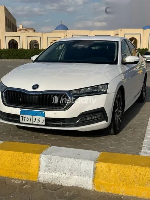 Skoda Octavia 2021 White Used for Sale - 2