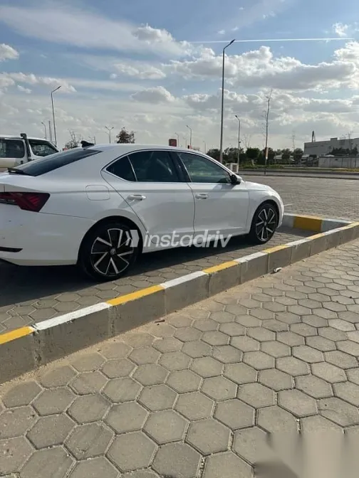 Skoda Octavia 2021 White Used for Sale - 8