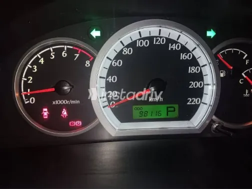 شيفروليه أوبترا 2012 بني مستعملة للبيع - 2