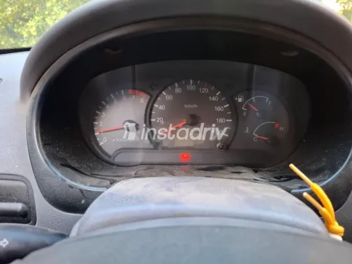 هيونداي فيرنا 2010 فضي مستعملة للبيع - 2