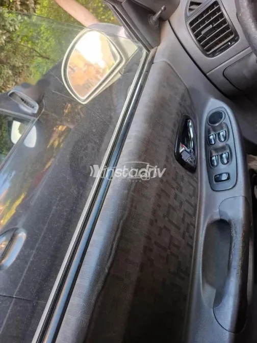 هيونداي فيرنا 2010 فضي مستعملة للبيع - 4