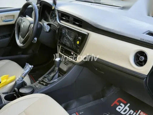 تويوتا كورولا 2017 نبيتي مستعملة للبيع - 8