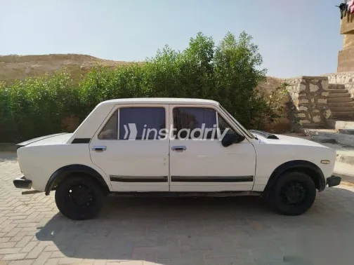 فيات 128 1987 أبيض مستعملة للبيع - 4