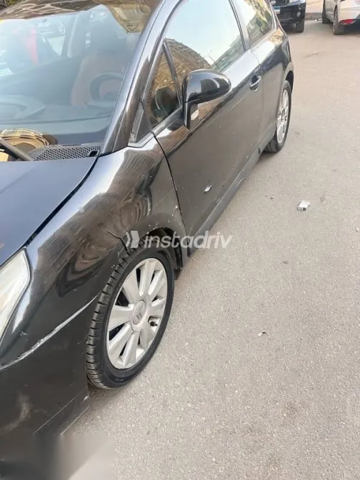 سيتروين C4 2006 أسود مستعملة للبيع - 2