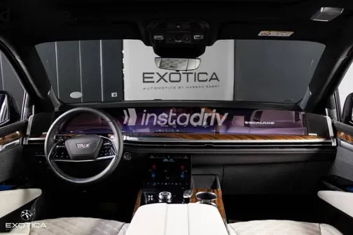 كاديلاك إسكاليد v 2025 أسود جديدة للبيع - 7