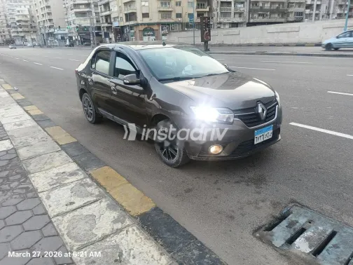 Renault Logan 2022 White Used for Sale - 9